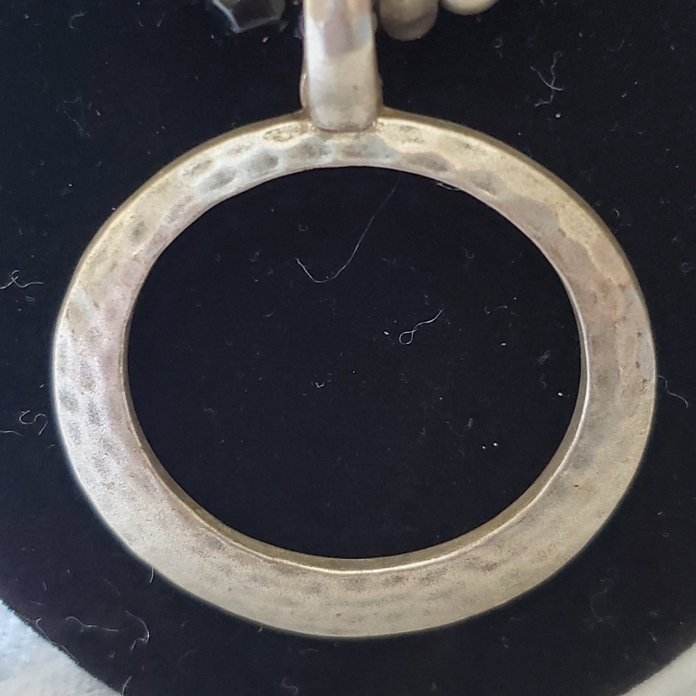 Necklace - Picture 2 of 3